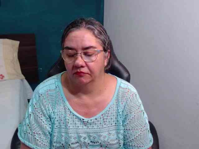 scarlett-dubois webcam