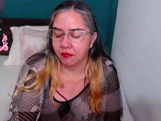 scarlett-dubois webcam