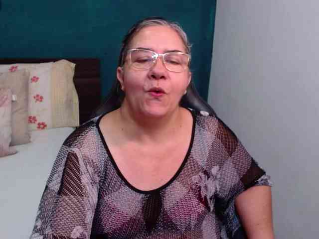 scarlett-dubois webcam