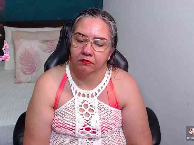 scarlett-dubois webcam