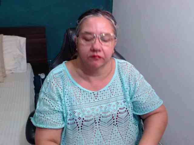 scarlett-dubois webcam