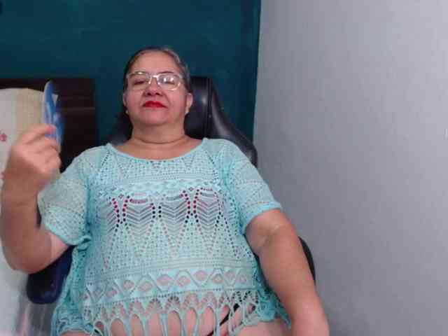 scarlett-dubois scarlett-dubois