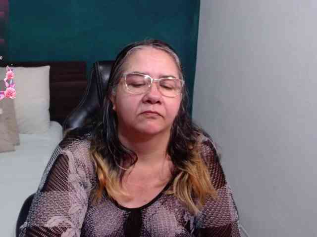 scarlett-dubois webcam