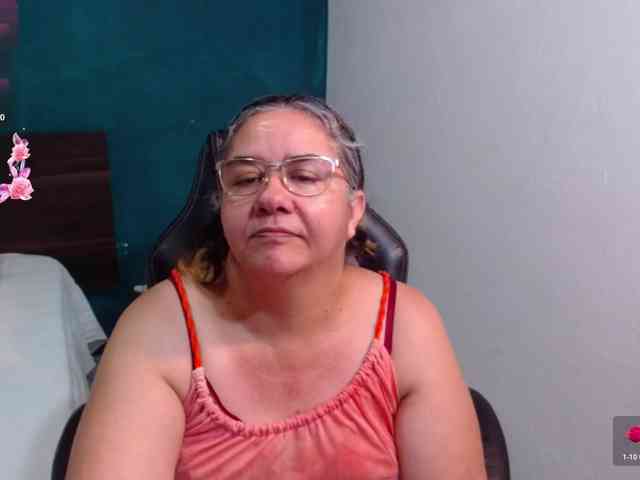 scarlett-dubois webcam