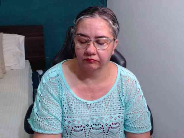 scarlett-dubois webcam