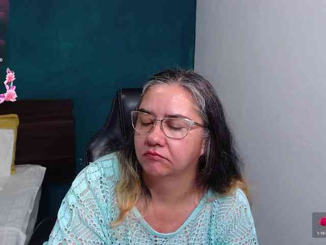 scarlett-dubois webcam