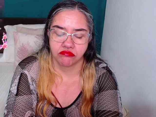 scarlett-dubois webcam