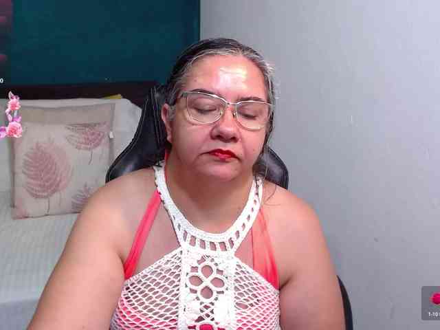 scarlett-dubois webcam