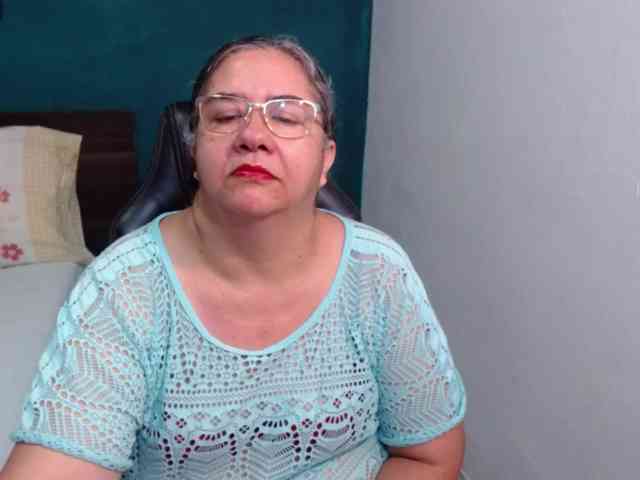 scarlett-dubois webcam