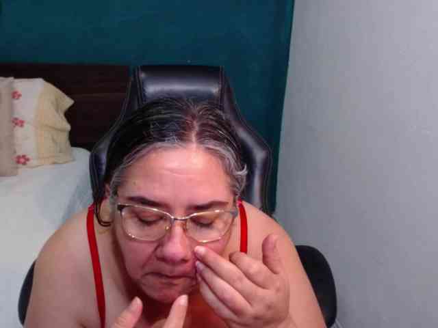 scarlett-dubois webcam