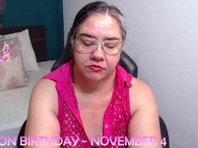 scarlett-dubois webcam