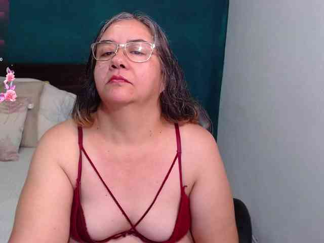 scarlett-dubois webcam