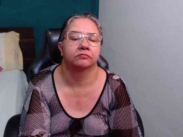 scarlett-dubois webcam