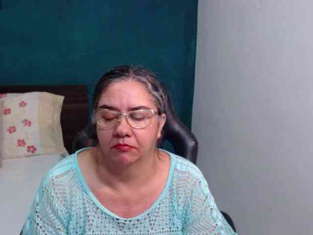 scarlett-dubois webcam