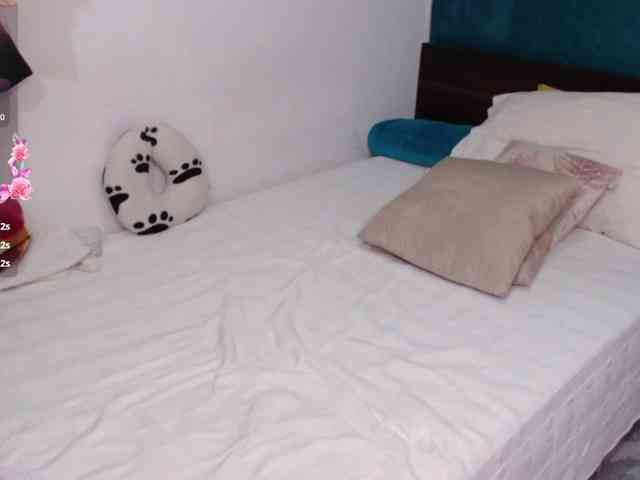 scarlett-dubois webcam