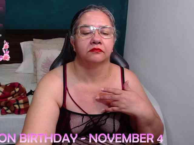 scarlett-dubois webcam