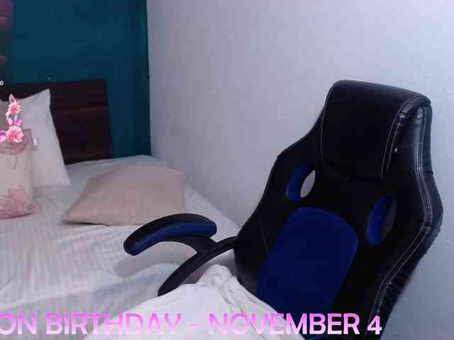 scarlett-dubois webcam