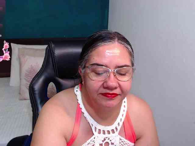 scarlett-dubois webcam