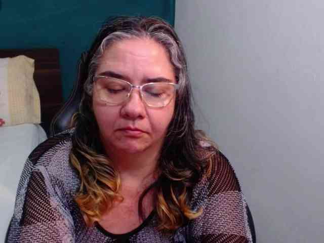 scarlett-dubois webcam