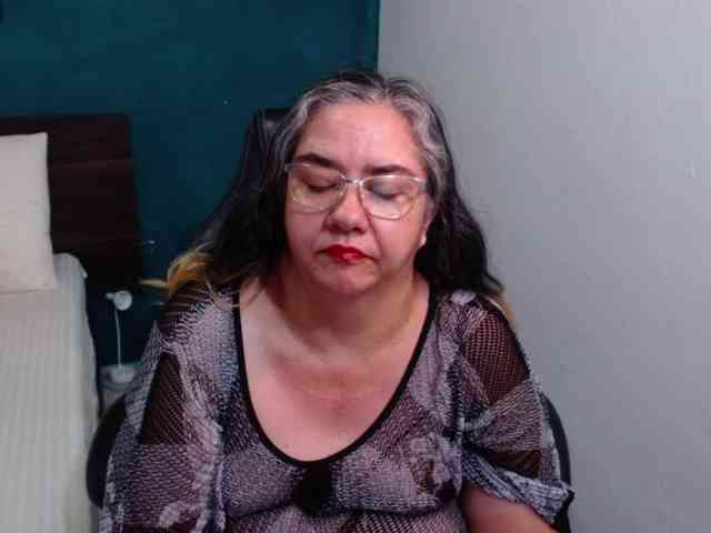 scarlett-dubois webcam