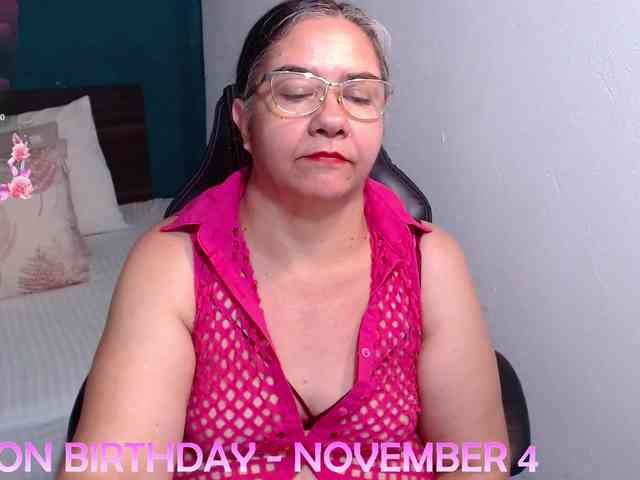 scarlett-dubois webcam