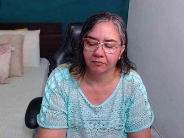 scarlett-dubois webcam