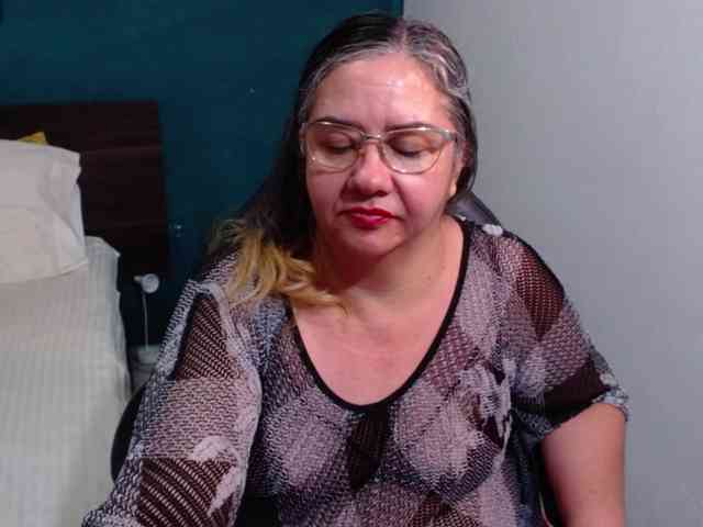 scarlett-dubois webcam