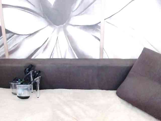 lesley-sweet lesley-sweet