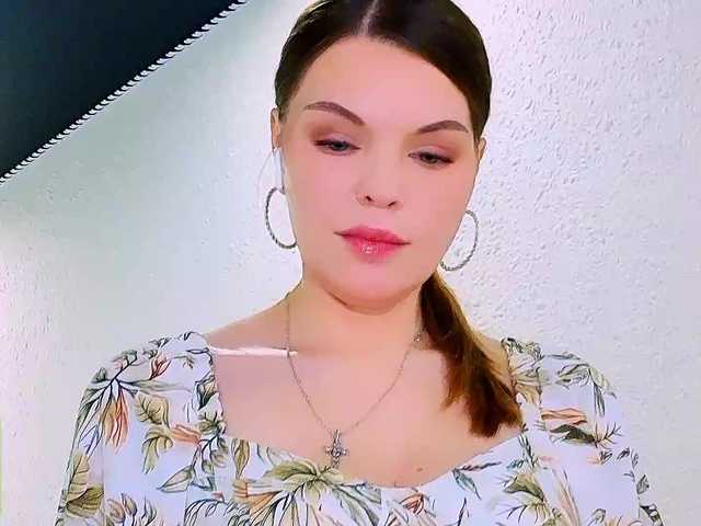 AureliaFly's BongaCams show and profile