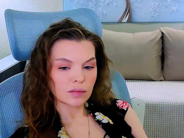 AureliaFly's BongaCams show and profile