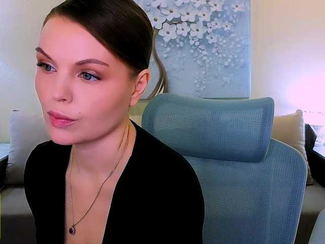 AureliaFly's BongaCams show and profile