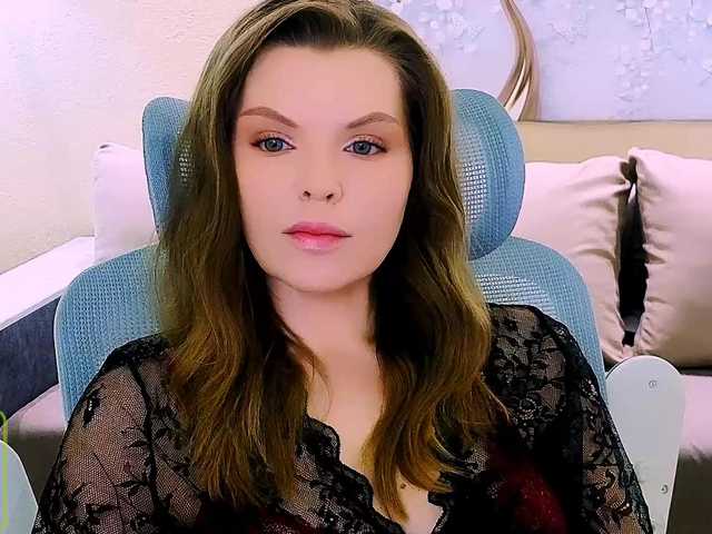 AureliaFly's BongaCams show and profile