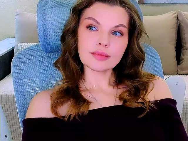 AureliaFly's BongaCams show and profile