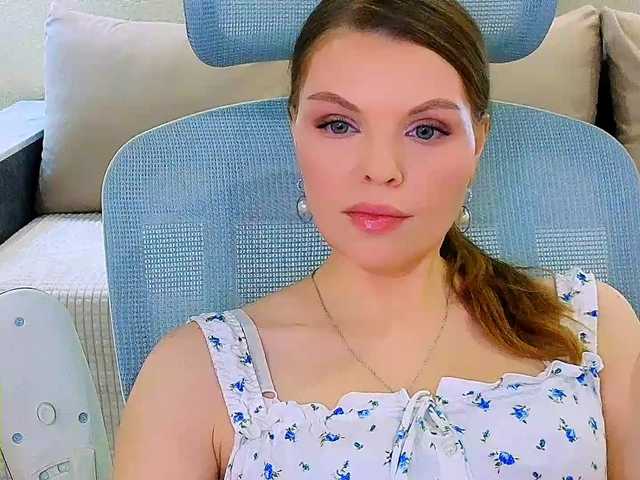 AureliaFly —  Naked in full pvt .pm-13tk. 25tk-Randomly level(1-4), 99tk-strong vibration randomly time(20-100sec)