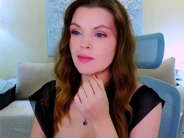 AureliaFly's BongaCams show and profile