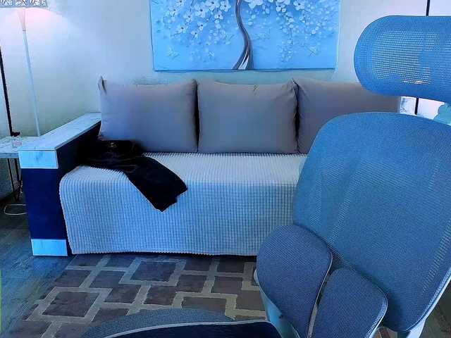 AureliaFly's BongaCams show and profile