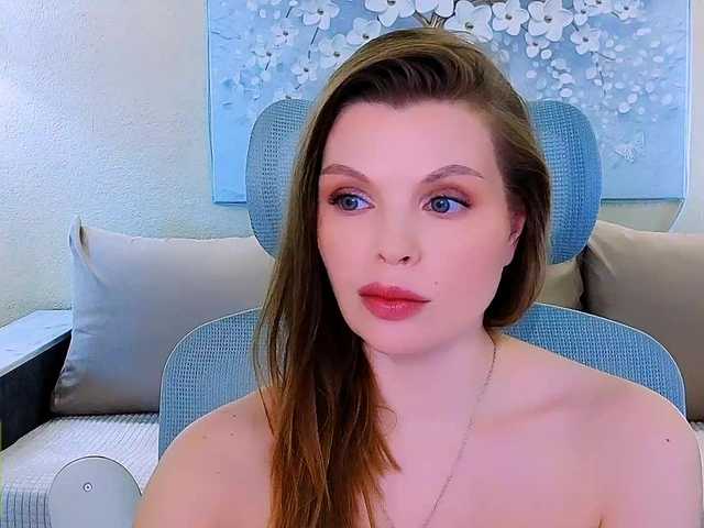 AureliaFly's BongaCams show and profile