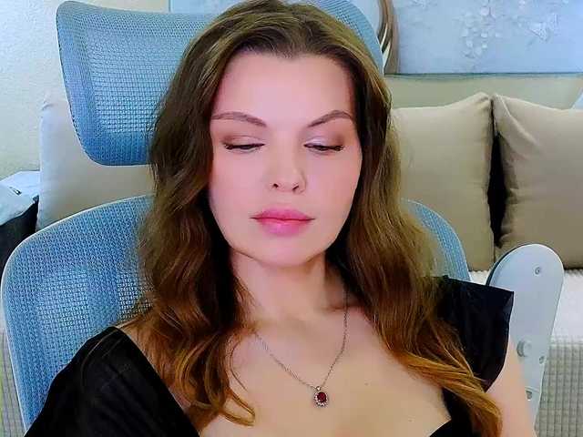 AureliaFly's BongaCams show and profile