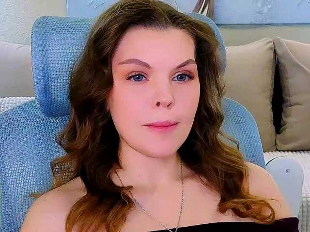 AureliaFly's BongaCams show and profile