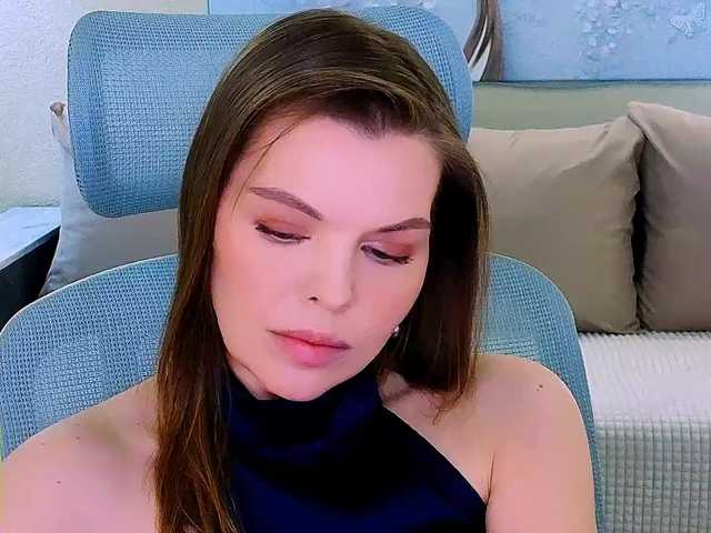 AureliaFly's BongaCams show and profile