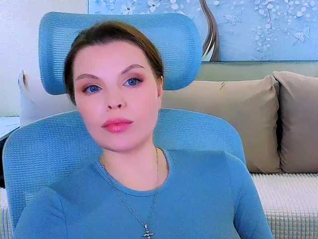 AureliaFly's BongaCams show and profile