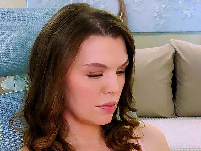 AureliaFly's BongaCams show and profile