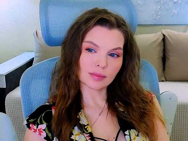 AureliaFly's BongaCams show and profile