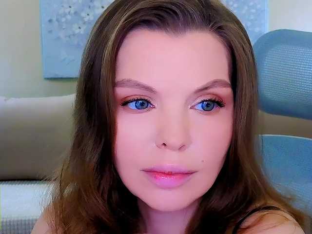 AureliaFly's BongaCams show and profile