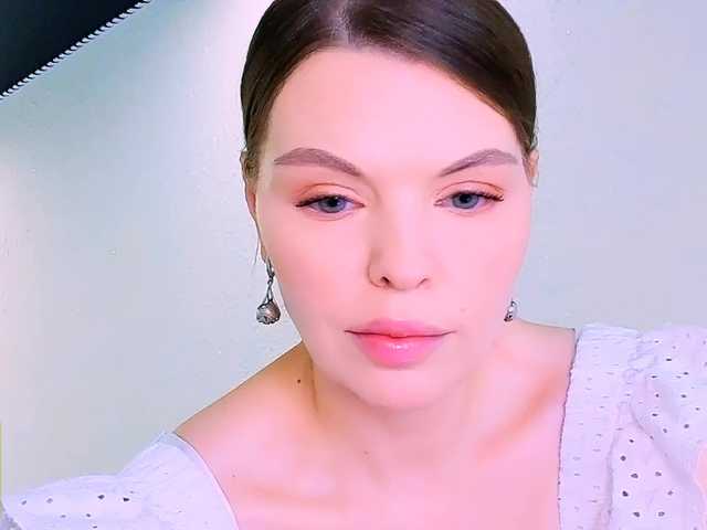 AureliaFly's BongaCams show and profile