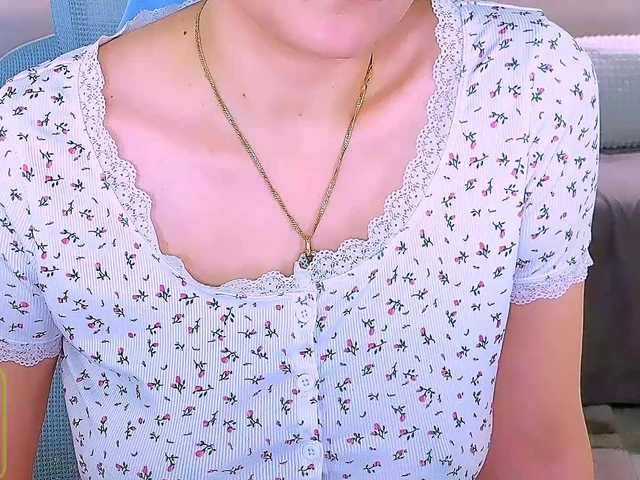 AureliaFly's BongaCams show and profile