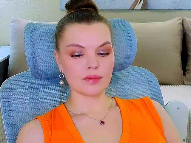 AureliaFly's BongaCams show and profile