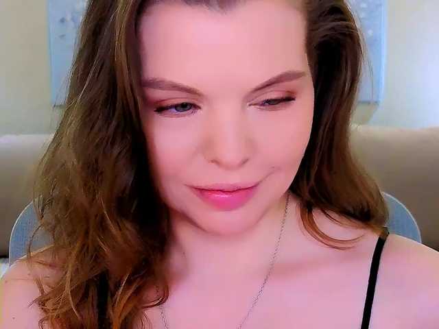 AureliaFly's BongaCams show and profile