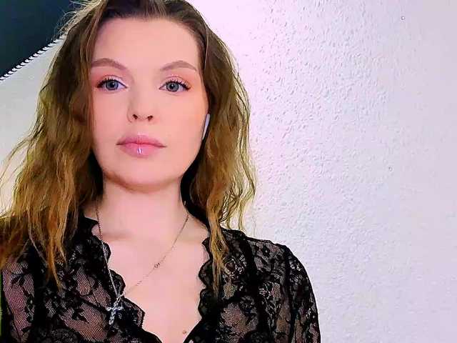 AureliaFly's BongaCams show and profile