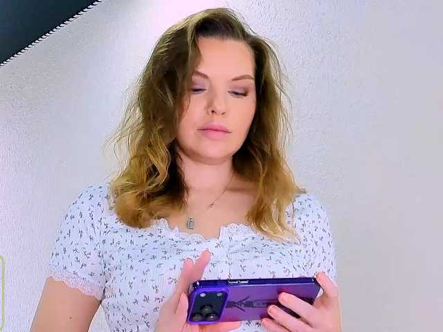  AureliaFly chat room